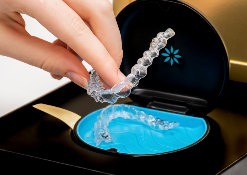Invisalign in tray